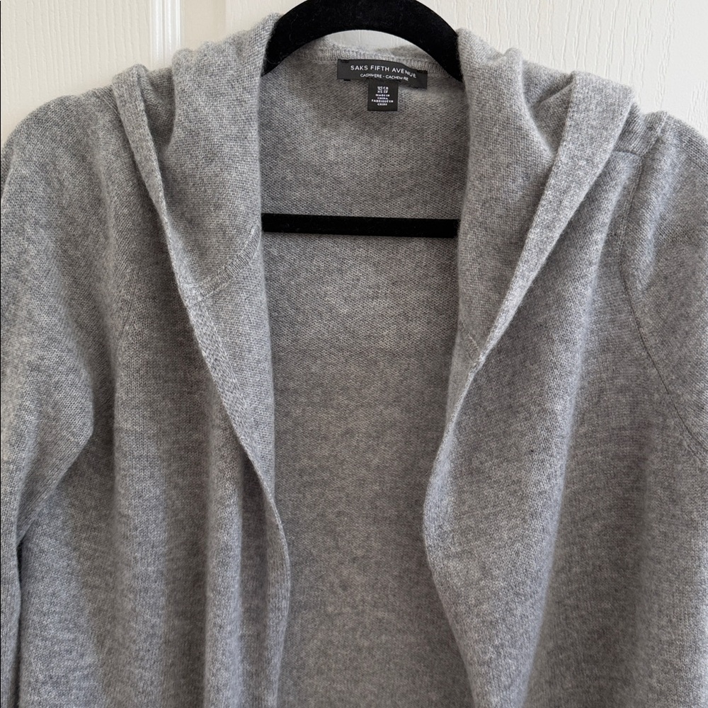 NEW Saks Fifth Avenue Gray Hooded 100% cashmere long Cardigan - Picture 3 of 11